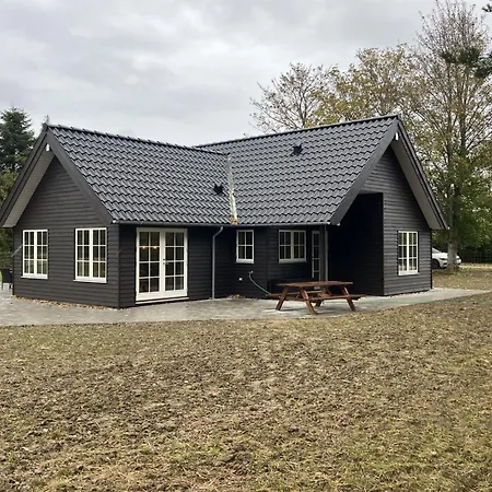 Holiday home Emmalina